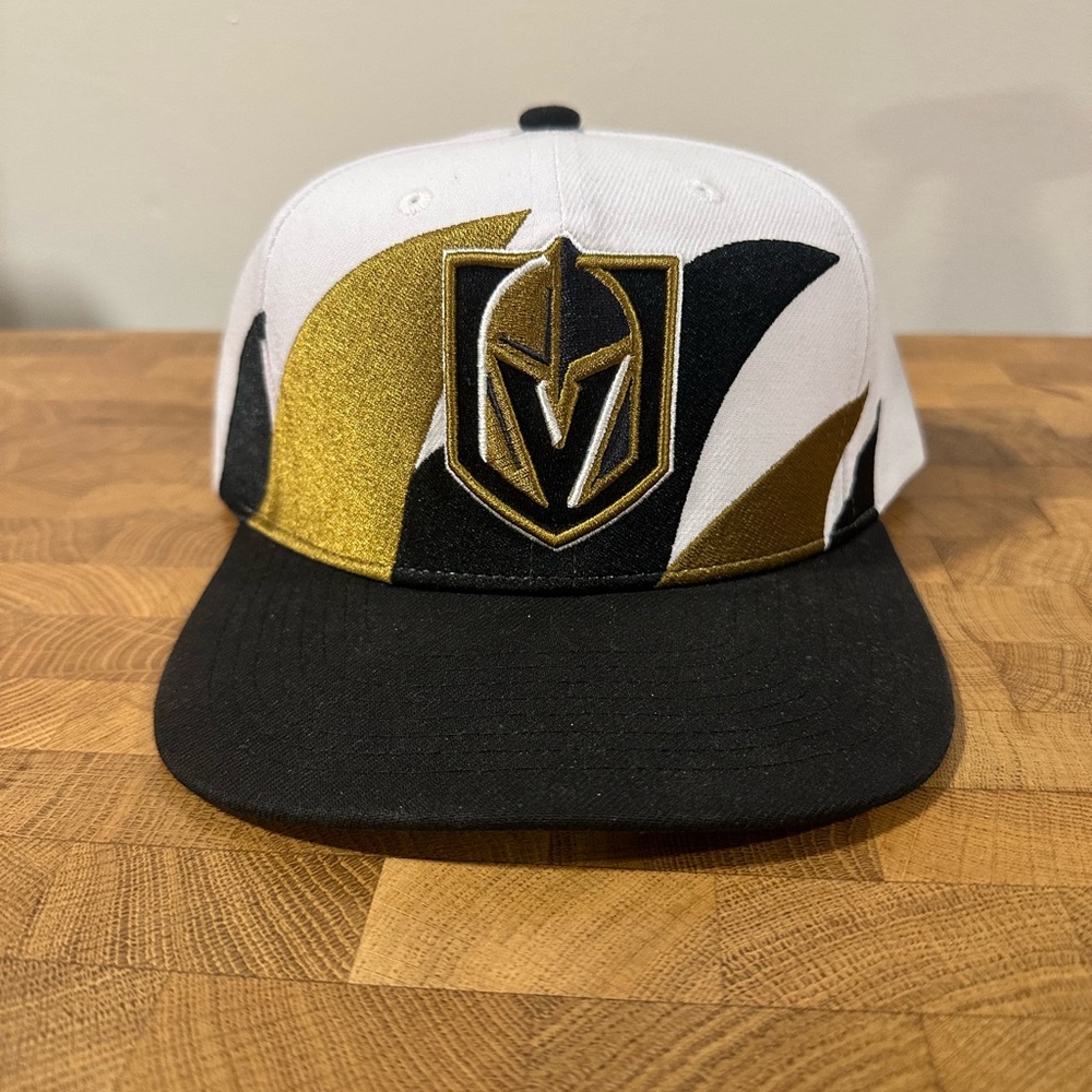 Vegas Golden Knights Mitchell And Ness Sharktooth SnapBack Hat